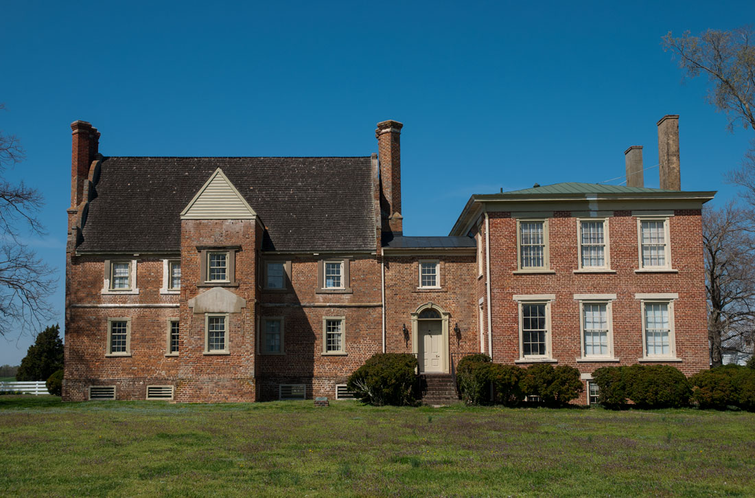 Bacon's Castle Ghost Light — Surry County, VA Historical Society
